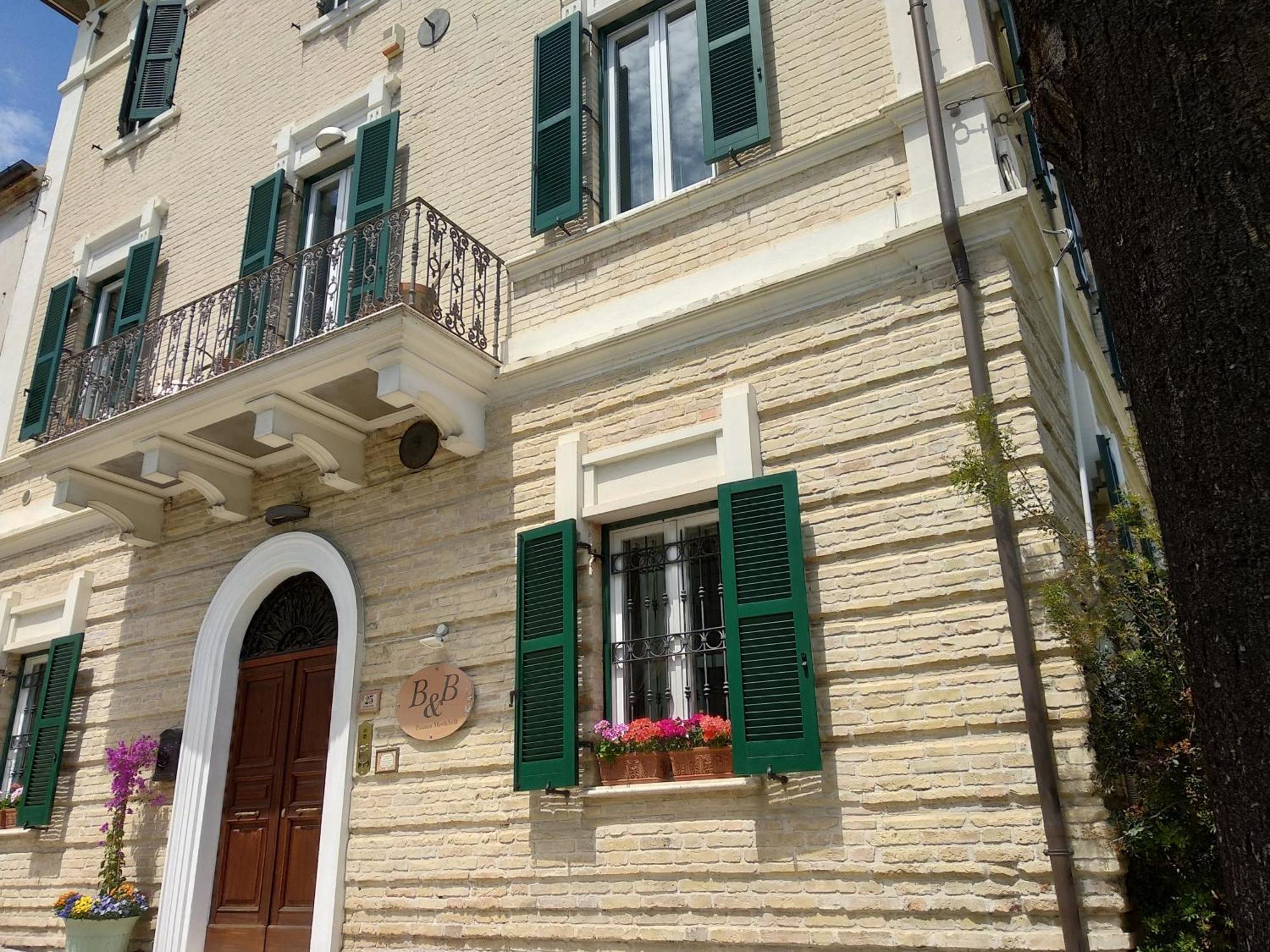 B&B Palazzo Mestichelli Boutique Palace Monteprandone Exterior photo
